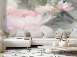 papier peint peonia a fleur abstraite situation dans un salon avec canape gris